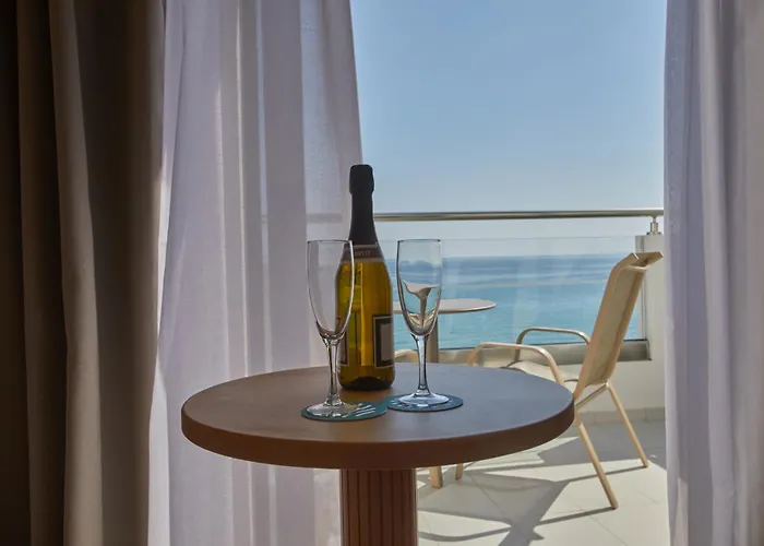 Hotel Plagos Beach