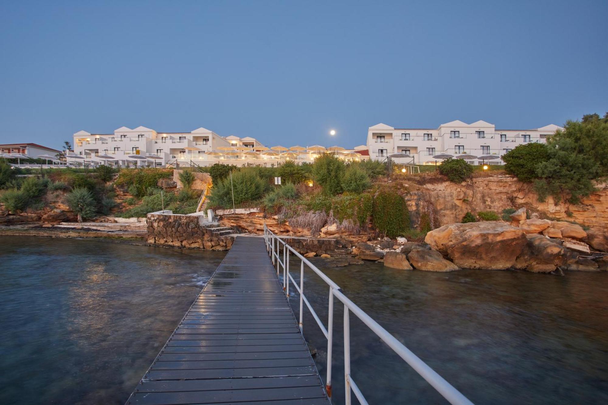 מלון Aluasoul Zakynthos (adults Only)