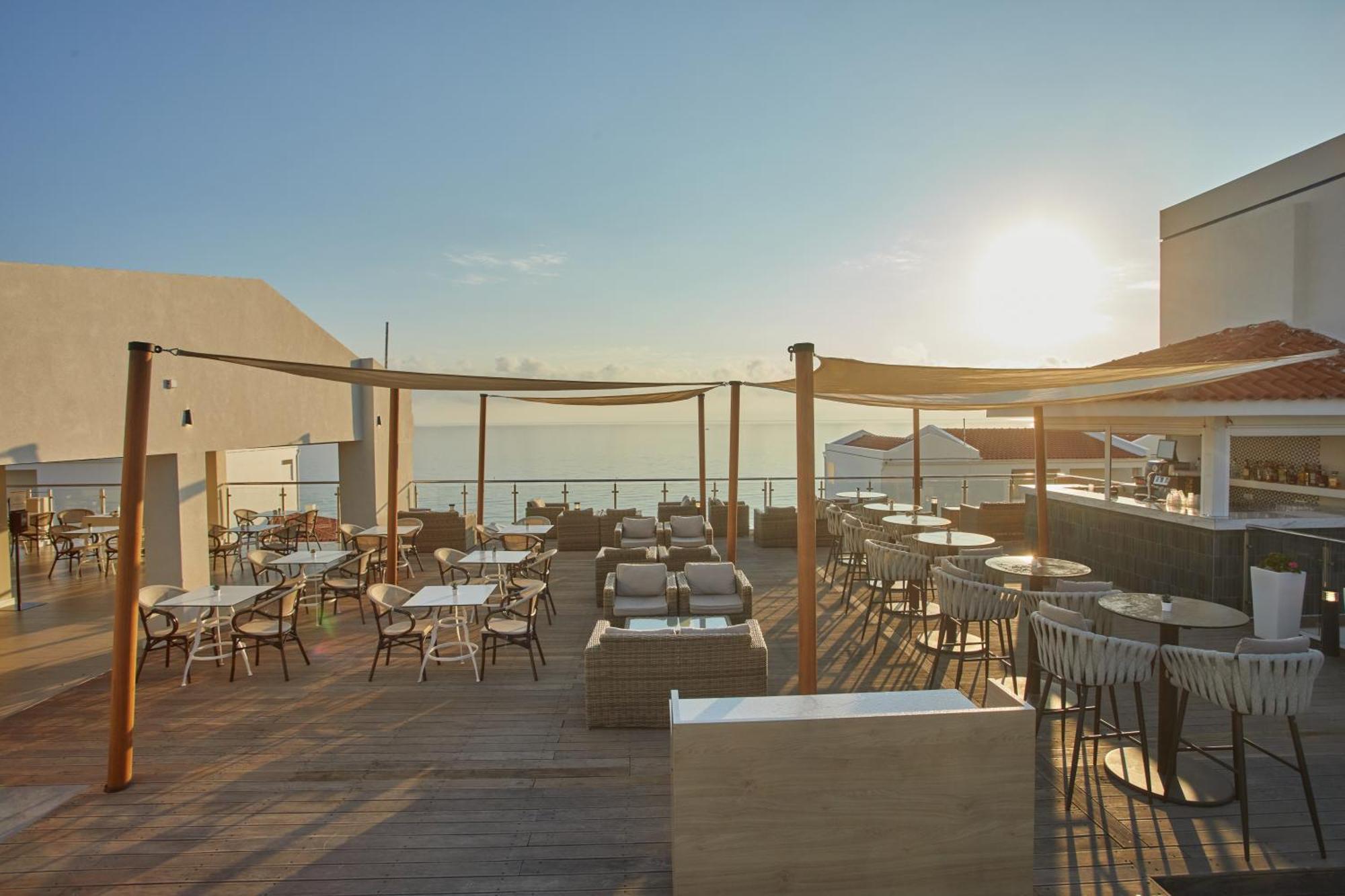 מלון Aluasoul Zakynthos (adults Only) 4*
