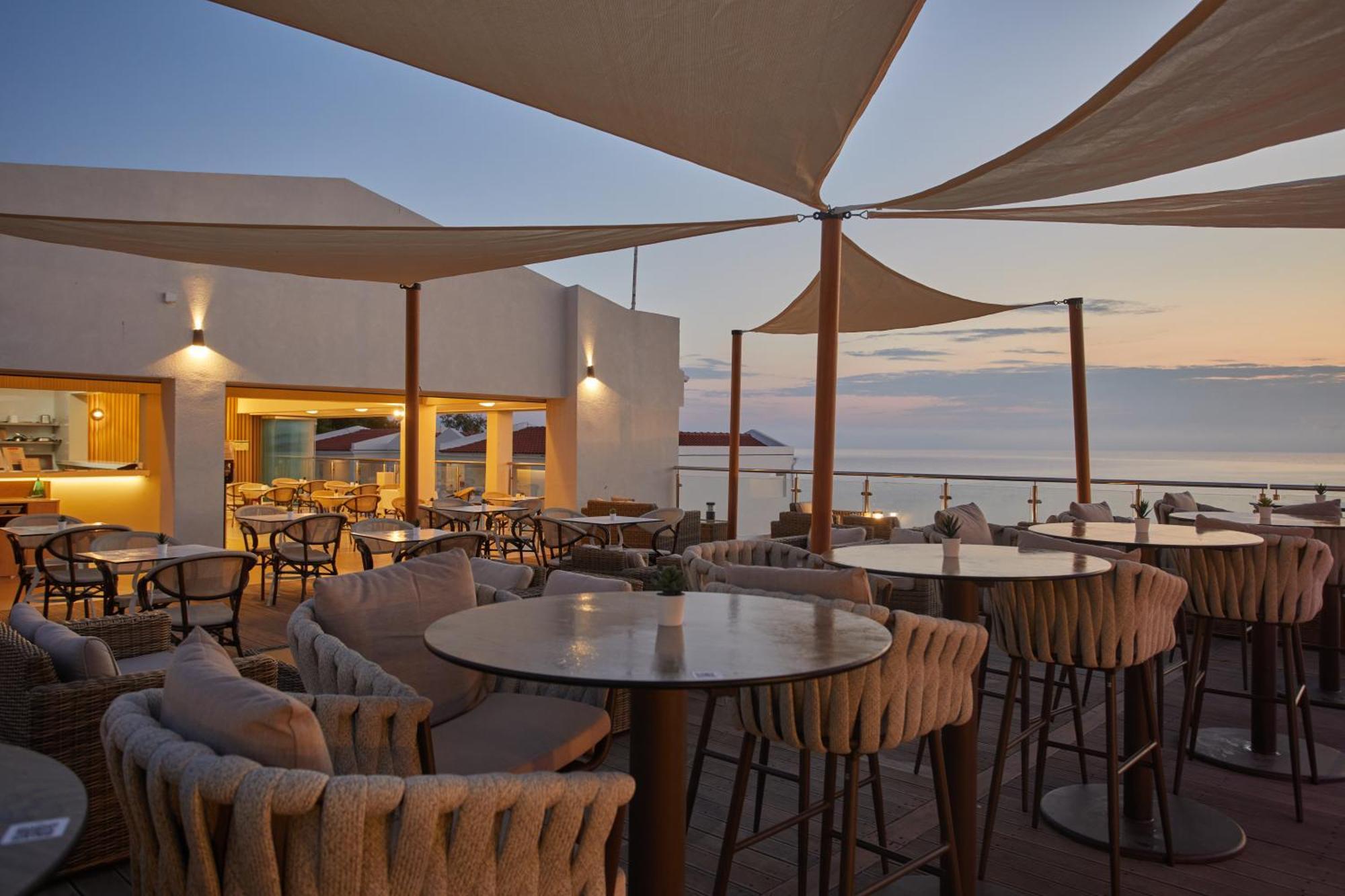 Aluasoul Zakynthos (adults Only) טרגקי